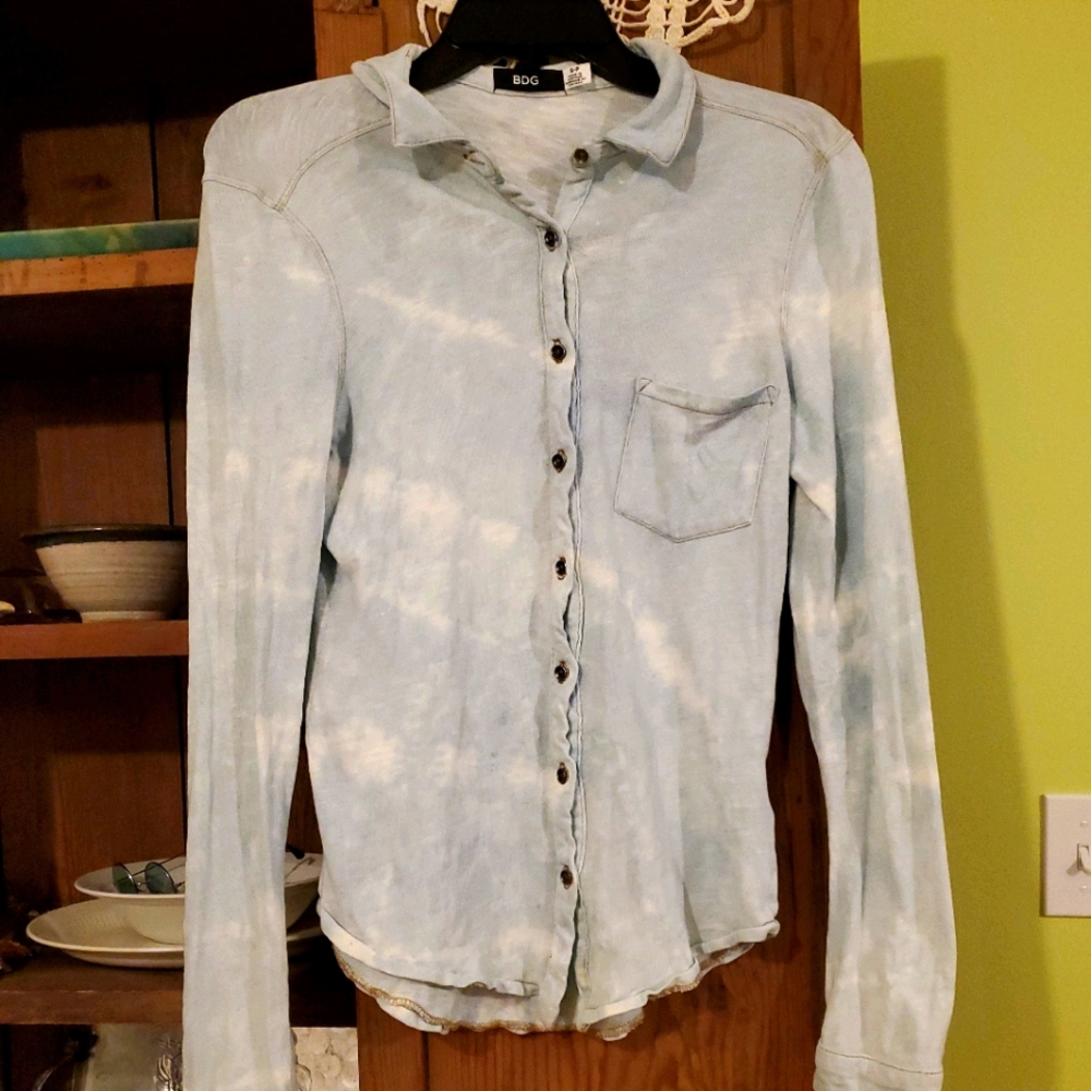 BDG Women's Blue Bleach Washed Longsleeve - Small